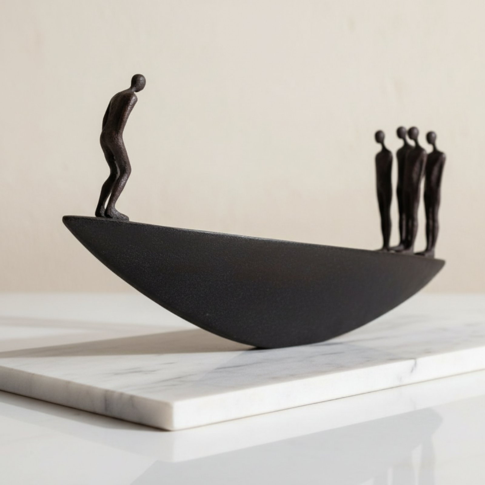 Modern Resin Sailboat Statue A - огляд і ціна Luxury Lifestyle Items